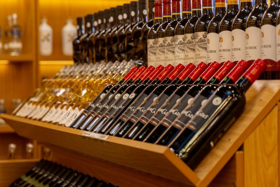 Wood Wine Rack Buyer's Guide: Storage That Matches Your Collection